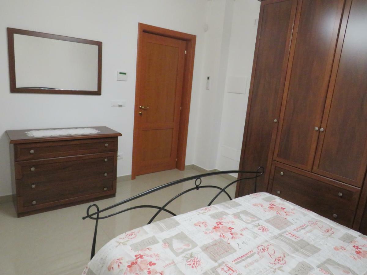 Casa Rita Hotel Manduria Buitenkant foto